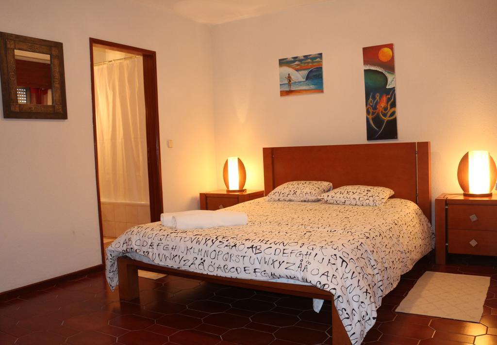 Bed and Breakfast Manawa Camp Costa de Caparica Pokoj fotografie
